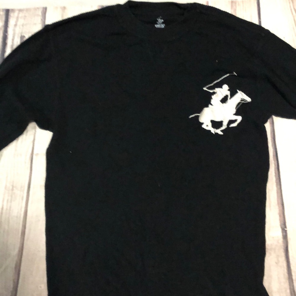 Black long sleeve shirt
